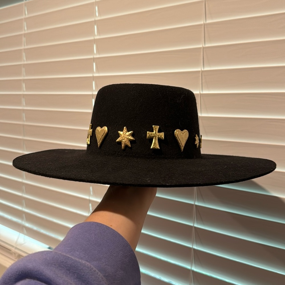 Lack of Color Hat